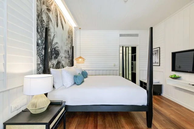غرفة سوبيريور بسرير كينج بشرفة، OUTRIGGER Koh Samui Beach Resort 1/10