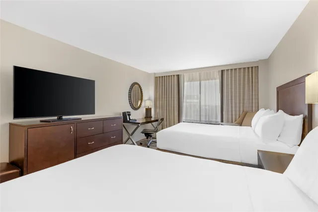 غرفة تنفيذية بسريرين مزدوجين، Sonesta Atlanta Airport North 3/7