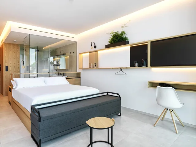 غرفة قياسية بسرير كوين، Noa Boutique Hotel 6/10