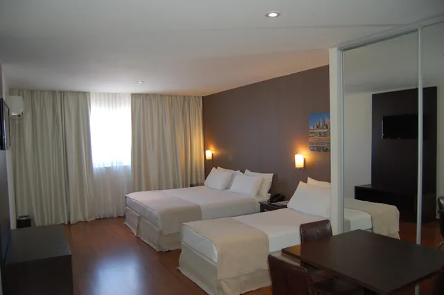 جناح سوبيريور، De La Cite Hotel 2/4