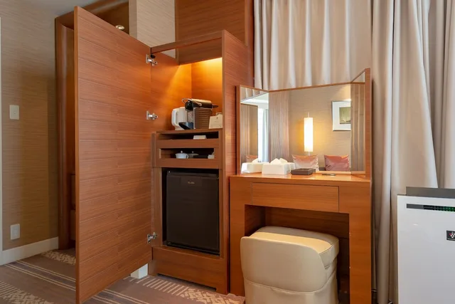 غرفة ديلوكس ركنية بسريرين منفصلين، Hotel Okura Fukuoka 2/3