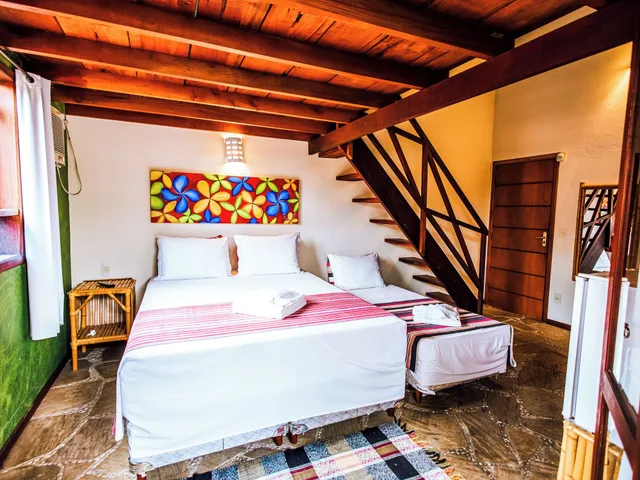 غرفة عائلية بسرير كوين وسريرين فرديين، Velinn Pousada Catamara Brasil 7/10