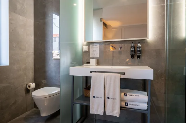 Superior, Twin Beds, Memoria Porto FLH Hotels 3/3