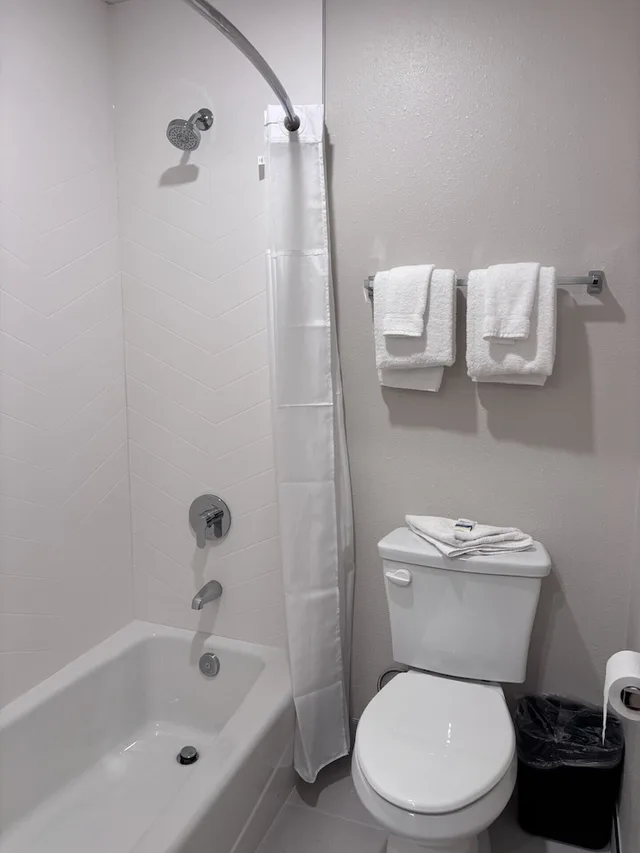 غرفة قياسية بسريرين كوين، Best Western San Diego Pacific Beach/Mission Bay 5/7