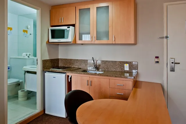 غرفة قياسية بسرير مزدوج وسرير فردي، Mercure Guarulhos Aeroporto Hotel 7/7