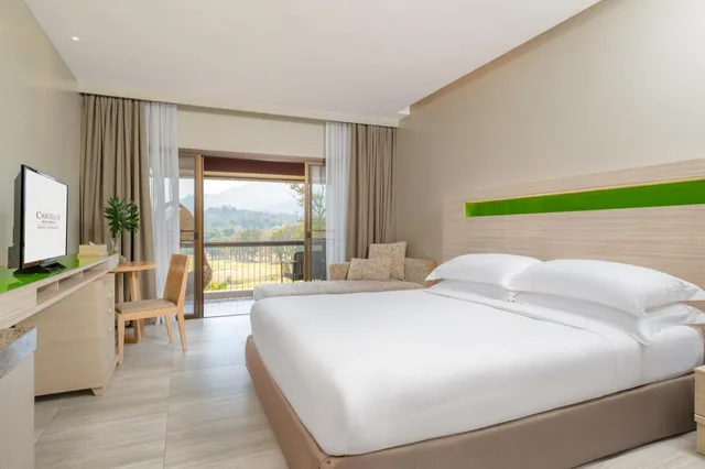 غرفة غراند ديلوكس بإطلالة على الجبل، Chatrium Golf Resort Soi Dao Chanthaburi 5/10