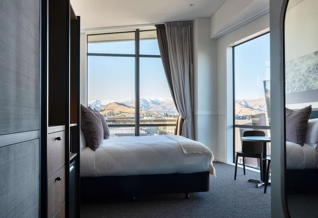غرفة بسرير كينج بإطلالة، Sudima Queenstown Five Mile 6/7