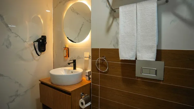 غرفة بزنس بسريرين منفصلين، CIP Istanbul Hotel 3/4