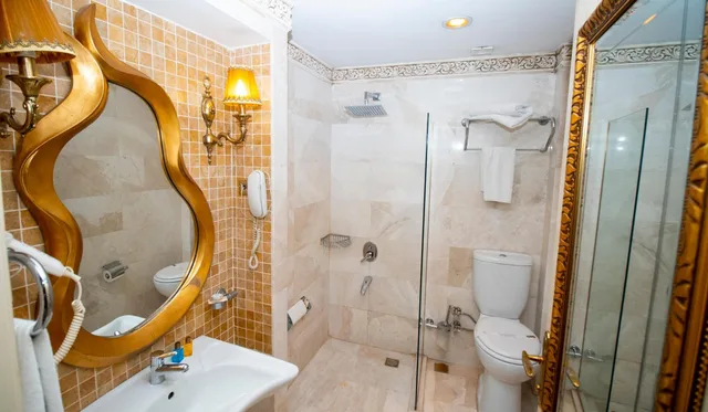 غرفة كلاسيكية ثلاثية، Hotel Buyuk Hamit 5/10