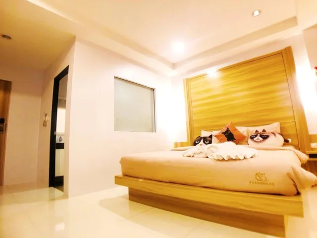 غرفة بسرير كينج بإطلالة على الجبل، Cat Story Hotel 1/10