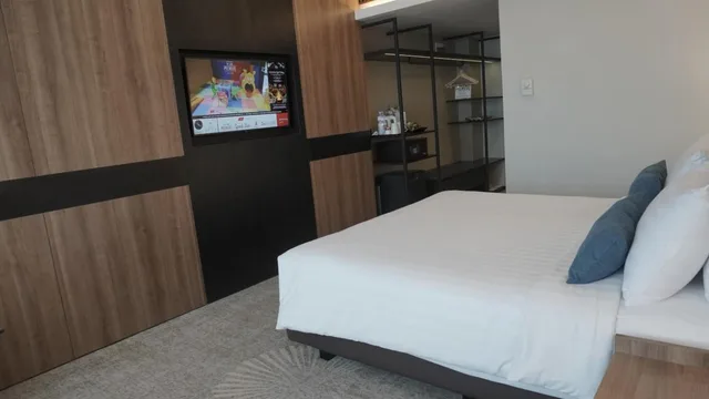 Superior, King Bed, The Premiere Pekanbaru 6/10