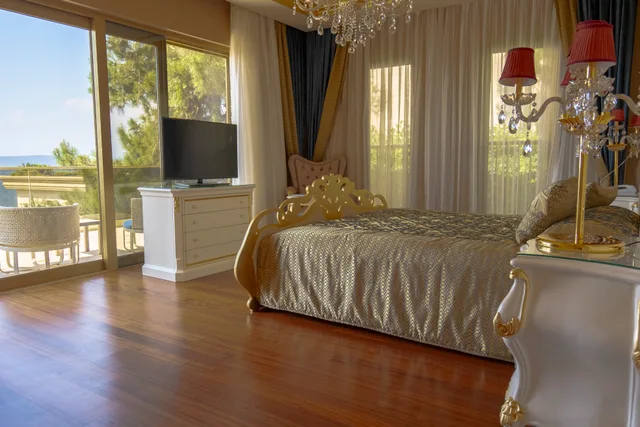 Deluxe Room Swim Up Sea View، The Plaza Bodrum 3/3