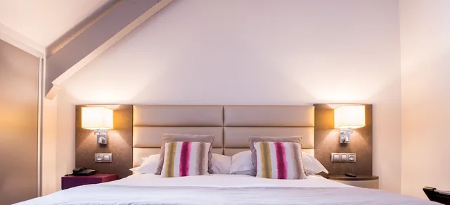 Room, Double Bed, Attic، Relais Du Silence Le Grand Hotel D Uriage 3/4
