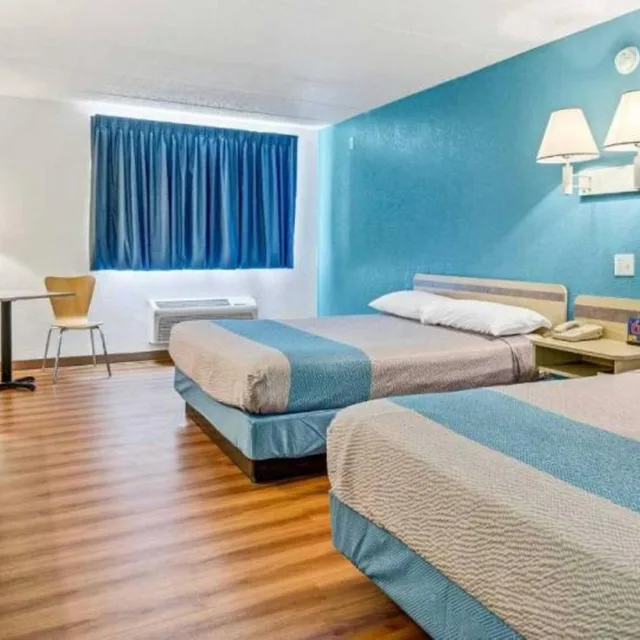 غرفة ثلاثية، Motel6 Big Springs, NE 1/8