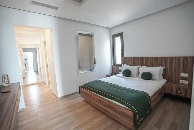 جناح ديلوكس بسرير كوين بإطلالة على البحر بشرفة بغرفة نوم واحدة مع أريكة، Palmalife Hotel 2/8