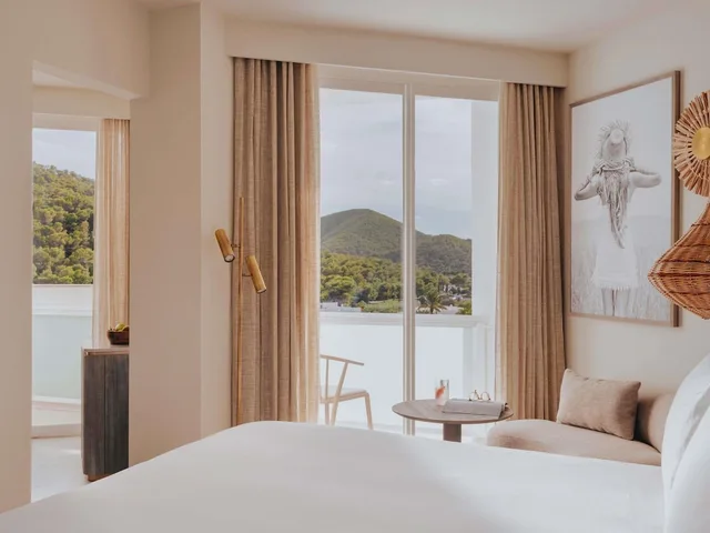 Platinum, Suite, King Bed، Hyde Ibiza 2/3