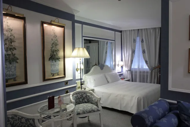 جناح جونيور بسرير مزدوج بجاكوزي، Palazzo Alabardieri 1/5