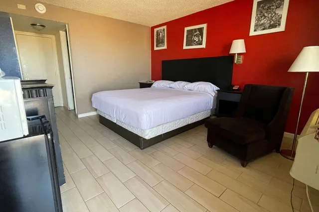 غرفة بسرير كينج، Travelodge by Wyndham Imperial/El Centro 5/10