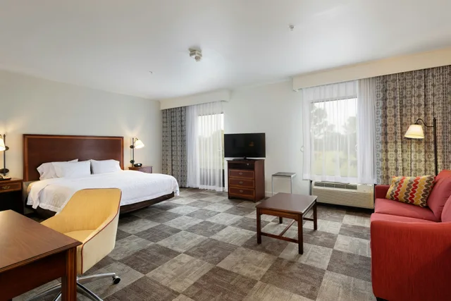 استوديو بسرير كينج لذوي الإعاقة، Hampton Inn and Suites Baton Rouge I 10 East 1/5
