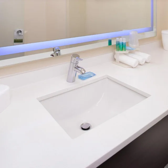 جناح بسرير مزدوج، Holiday Inn Express Hotel And Suites Florida City Gateway To Keys 5/5