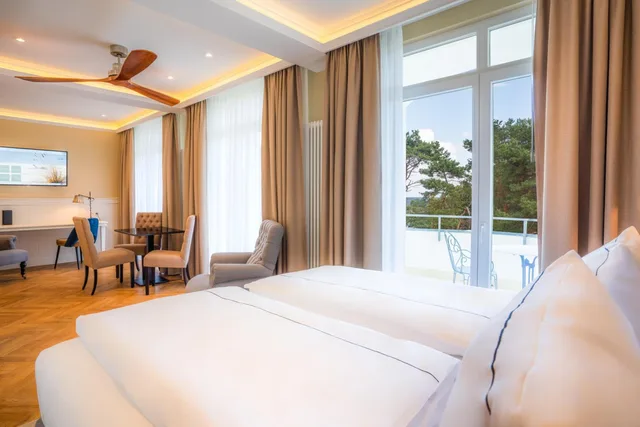 جناح، Strandhotel Ahlbeck 3/10