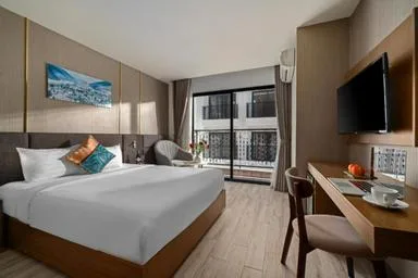 Senior, Twin Beds, Sea View، Sochi Hotel 1/1