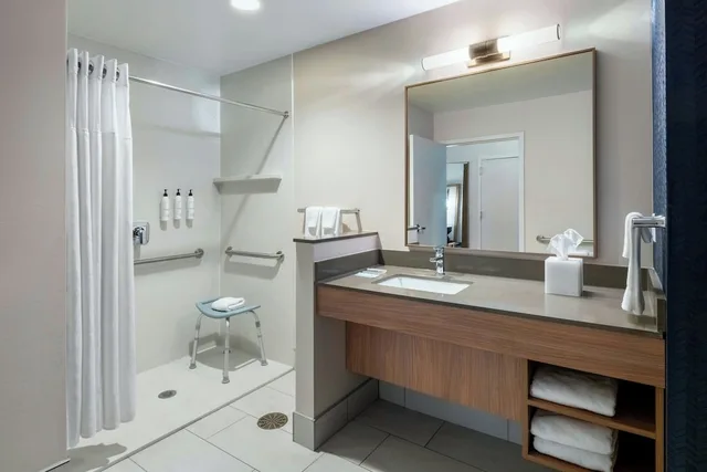 غرفة بسريرين كوين مع أريكة، Fairfield Inn & Suites by Marriott Louisville Shepherdsville 2/3
