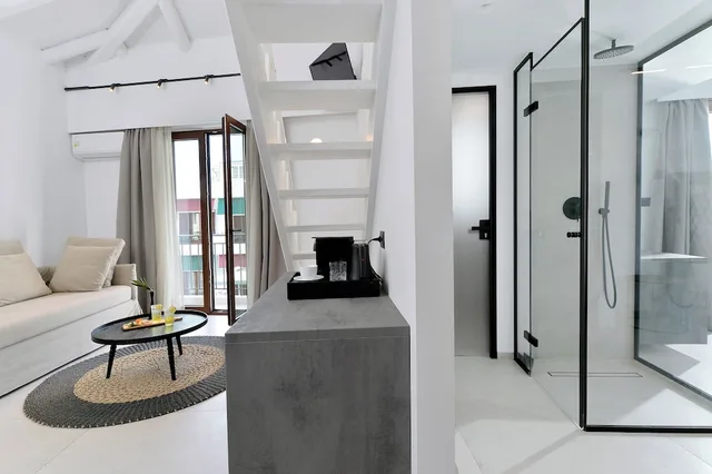 Grand, Loft, Suite, Twin Beds, Pool View, Sofa، Yianna Hotel 8/8
