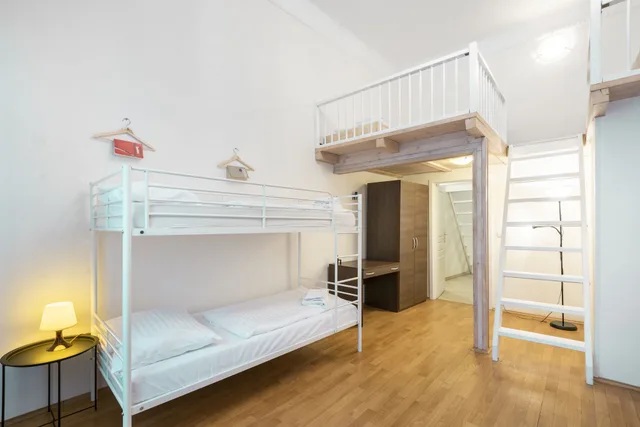 Mezzanine, 2 Bedrooms, Superior, Apartment, 5 Beds, 2 Double Beds, Bunk Bed, Sofa, Terrace، Hybernska Apartments 8/10