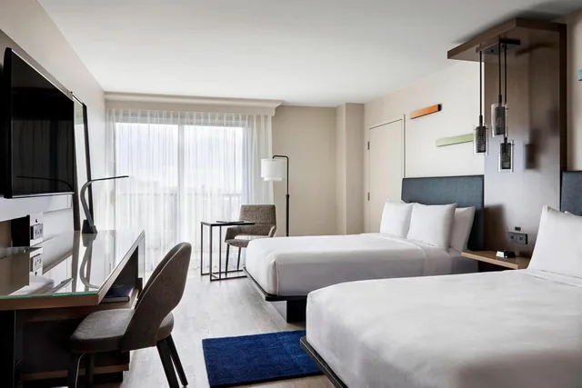 Room, 2 Double Beds, Pool View, Anaheim Marriott 2/6