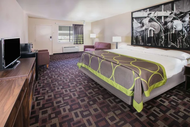 Room, Queen Bed, Smoking, Accessible, Super 8 by Wyndham Oklahoma Airport Fairgrounds West 1/3