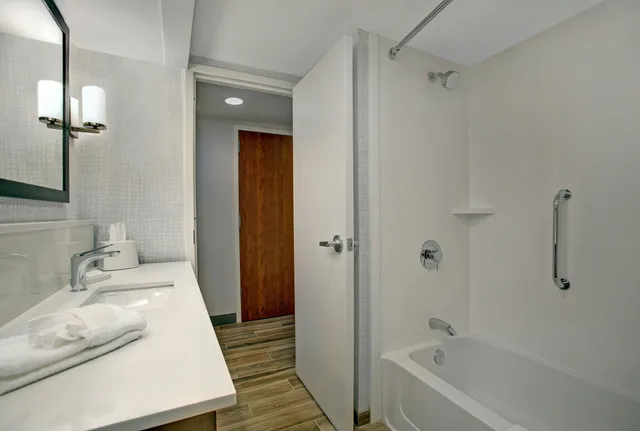 غرفة بسريرين كوين، Hampton Inn Salisbury, NC 6/7