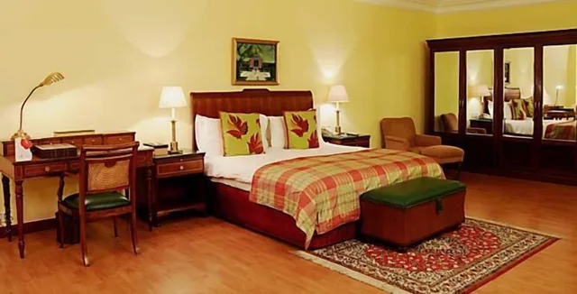 غرفة ديلوكس بسرير كينج في الطابق الأرضي، The Lalit Grand Palace 1/5
