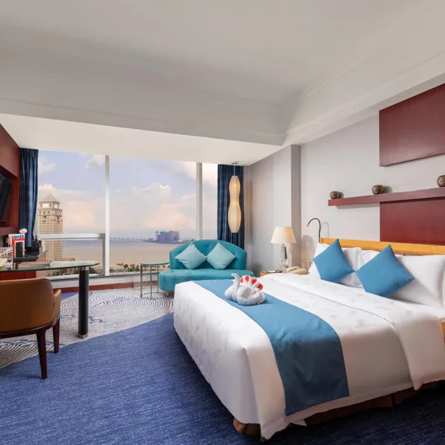 Macau, Superior, Queen Bed, Ocean View, Zhuhai Charming Holiday Hotel 2/6