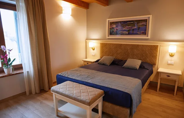 غرفة كلاسيكية بسرير مزدوج، Borgo Romantico Relais 3/5