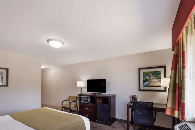 غرفة بسرير كوين لذوي الإعاقة، SureStay Hotel By Best Western Whittington 3/6