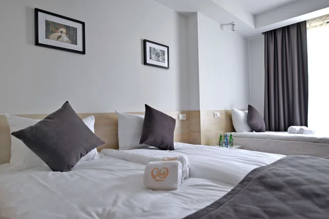 غرفة قياسية ثلاثية بثلاثة أسرّة، Lubhotel 3/5