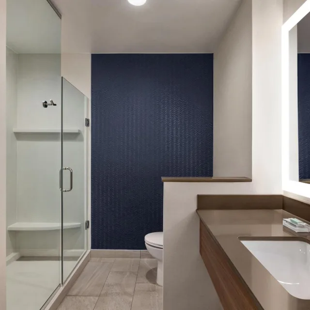 جناح تنفيذي بسرير كينج مع أريكة، Fairfield Inn & Suites by Marriott Bonita Springs 9/9