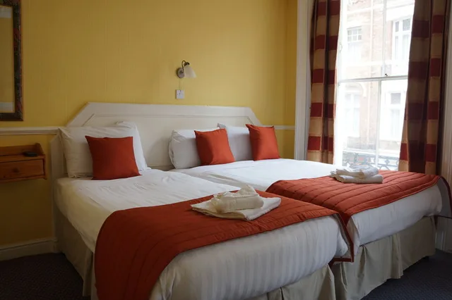 غرفة قياسية ثلاثية، Oxford Hotel Earls Court 3/4