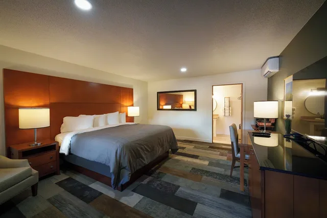 غرفة ديلوكس بسرير كينج، Shelton Inn 2/9