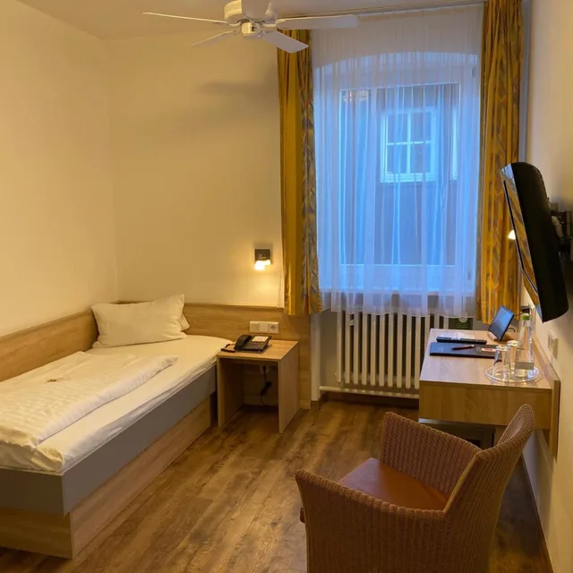 غرفة مفردة، Hotel Gasthof Zum Storch 2/4