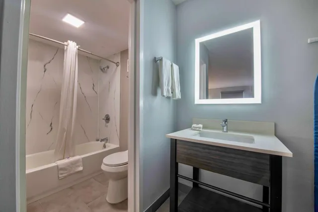 1 King Bed - Non-Smoking, Micfridge، Studio6 Jackson, MS - I-55 8/10