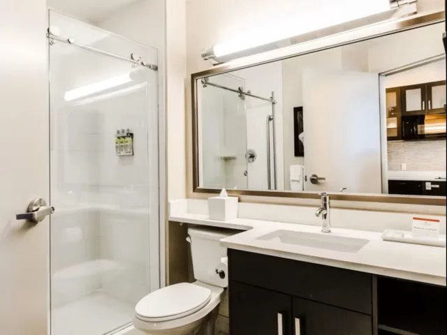 1 Bedroom, Suite, Candlewood Suites Edmonton West 4/4