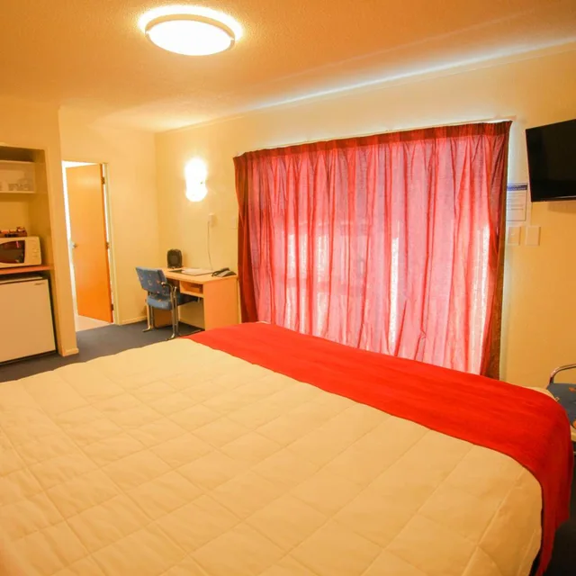 Classic, Double Bed, Abbots Hamilton - Hotel And Conference Centre 2/5