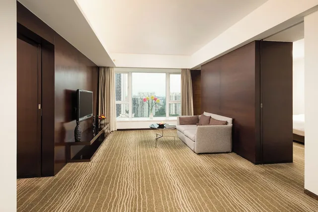 جناح سوبيريور بسرير كوين وسرير مزدوج بغرفتي نوم، Yuwa Hotel 5/8