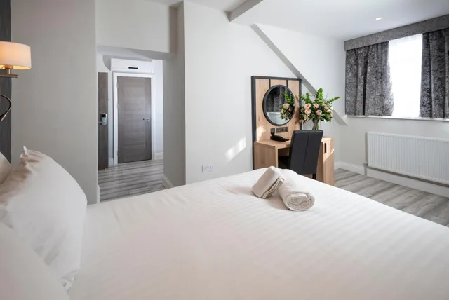 استوديو بسرير كينج، Spark by Hilton London Chiswick 8/10