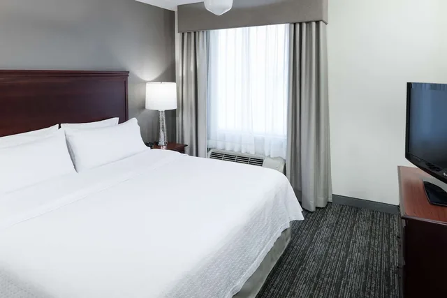 جناح بسرير كينج بغرفة نوم واحدة مع أريكة، Homewood Suites By Hilton Huntsvillevillage of Providence 3/6