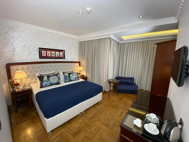 غرفة سوبيريور بسرير مزدوج بإطلالة على البحر، Four Doors Hotel 1/5