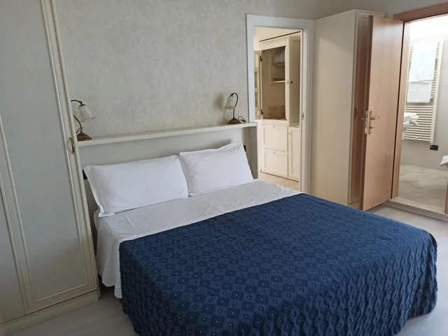شقة استوديو بإطلالة على البحر، Hotel Mondial 7/10