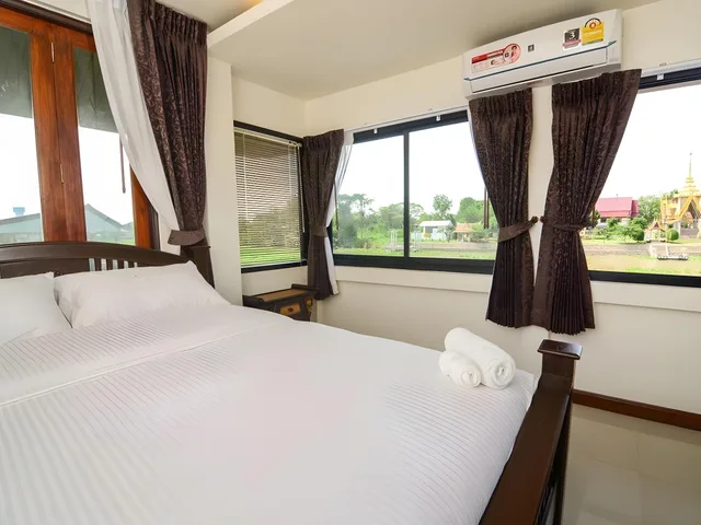 Room, River View, Ban U Thong Accommodations 2/2